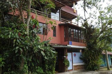 Biohostal Mindo Cloud Forest