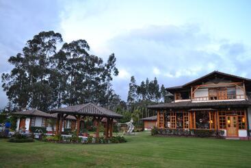 Casa D Campo Tababela Hotel Boutique