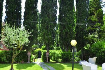 هتل Cascina De  Fagiolari
