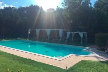 هتل Cascina De  Fagiolari