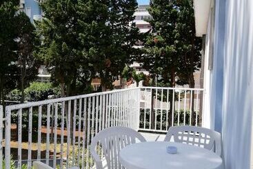 هتل Centro Vacanze Domus M.g