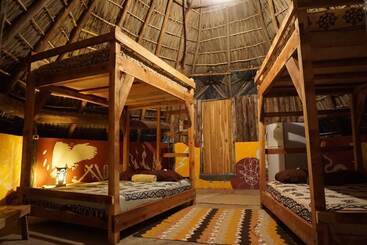 هتل Dreamsea Surf Camp