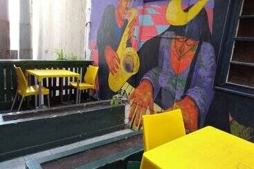 هتل Hostel Estoril