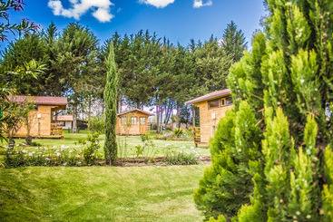 هتل Hosteria Airport Garden