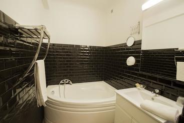 Отель Albergo
