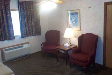 هتل Indian Hills Inn & Rv Park