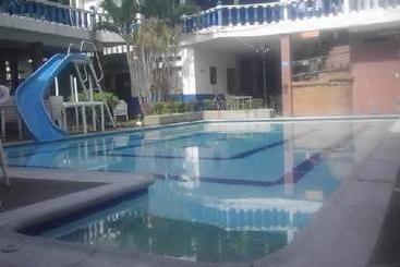هتل La Posada de la Ermita