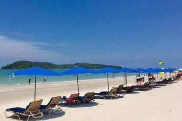 هتل Melati Tanjong Beach Resort