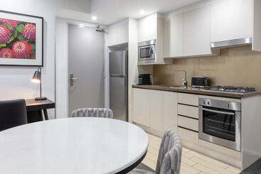 Meriton Suites North Ryde - Port Macquarie