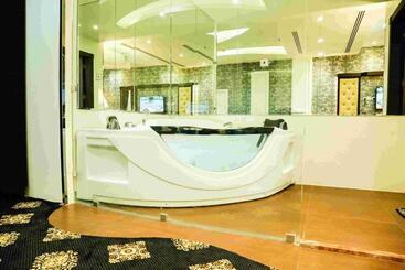Rest Night Hotel Serviced Apartments  Alhamra