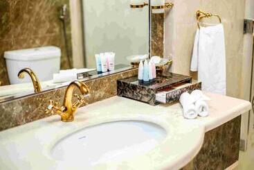 Rest Night Hotel Serviced Apartments  Alhamra