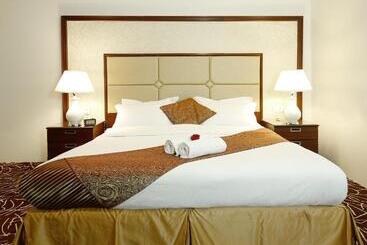 Rest Night Hotel Serviced Apartments  Alhamra