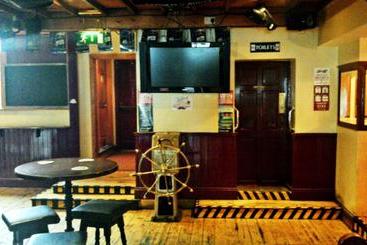 هتل The Shipwright Guesthouse