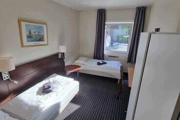 Stord Folkehøgskule Sommarhotell Leirvik