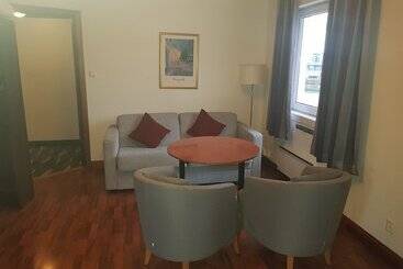 Stord Folkehøgskule Sommarhotell Leirvik