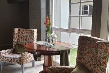 Timeless Hotel Boutique