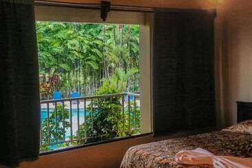 هاستل Arenal Backpackers Resort