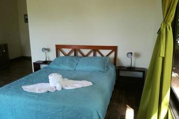 تختخواب و صبحانه Arenal Garden Lodge