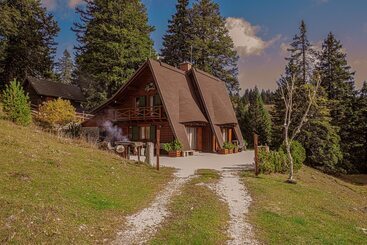 هتل Chalet Alpinka