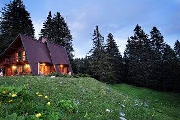 هتل Chalet Alpinka