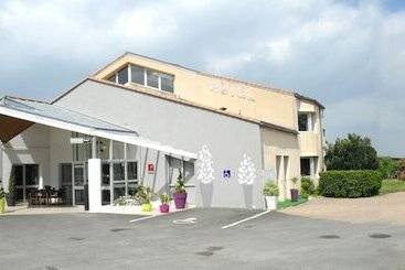 هتل Fasthôtel Niort