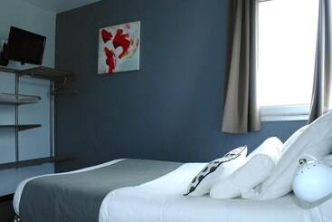 هتل Fasthôtel Niort