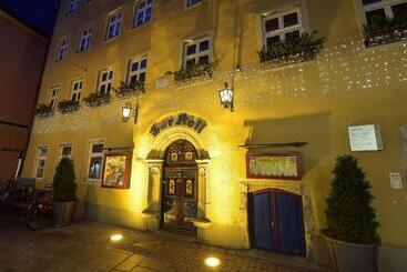 هتل Gasthaus Zur Noll