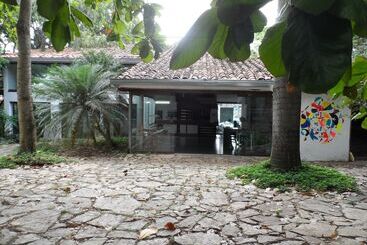 هتل Hostal Casa Ram