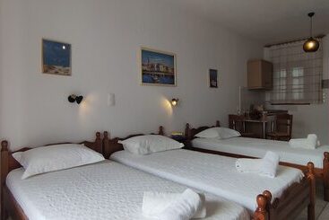 هتل Kapetanos Rooms
