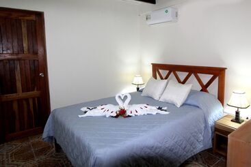 هتل La Fortuna Rooms
