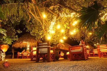 هتل Locanda Samara Beach