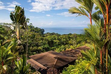 هتل Tiki Villas Rainforest Lodge & Spa