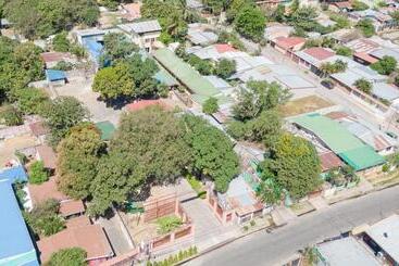هتل Villa Hermosa