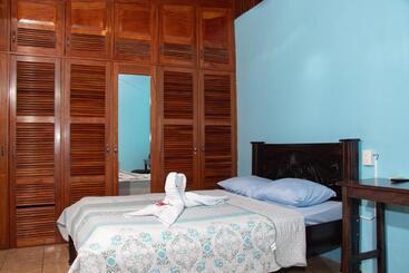 هتل Villa Hermosa