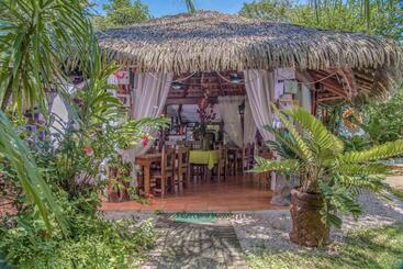 هتل Villas Kalimba