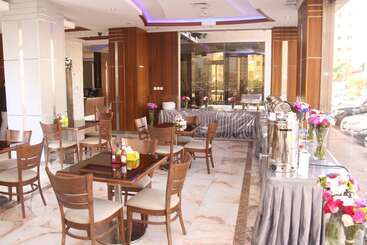 Laguna Hotel Suites