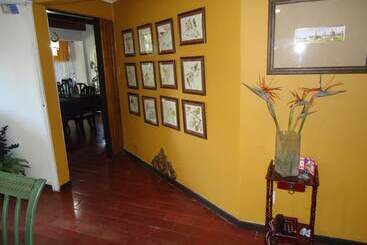 تختخواب و صبحانه Casa Familiar La Tortuga
