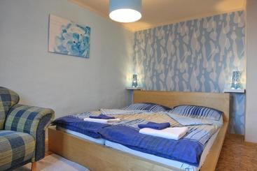 هتل Apartmany Milenium