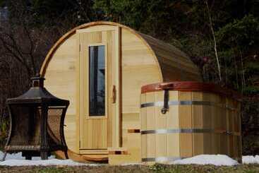 Отель Auberge De La Tour Du Lac