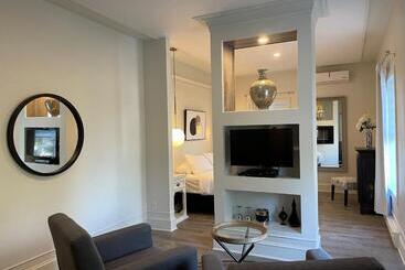 هتل Auberge Nuits St Georges