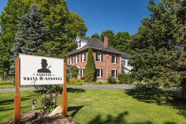 هتل Auberge Nuits St Georges