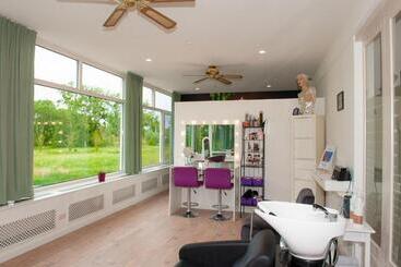 هتل B&b Brakke Berg