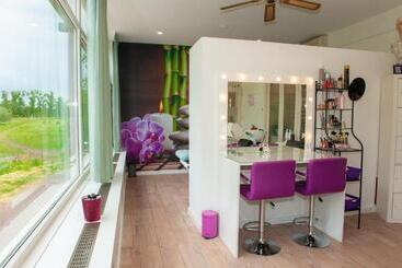 هتل B&b Brakke Berg