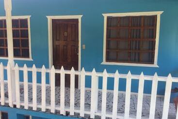 هتل Cabinas Miss Miriam 2