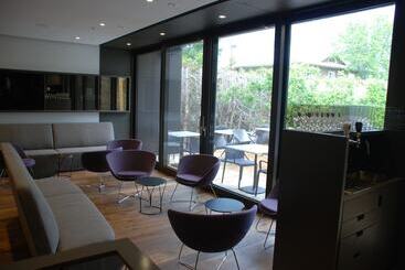هتل Chez Truchon Bistro Auberge