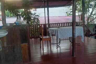 هتل Chimicuas House