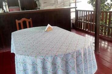 هتل Chimicuas House