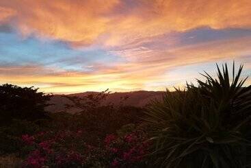 هتل El Amanecer