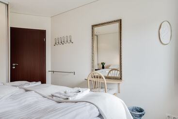 هتل Guesthouse Bjarney