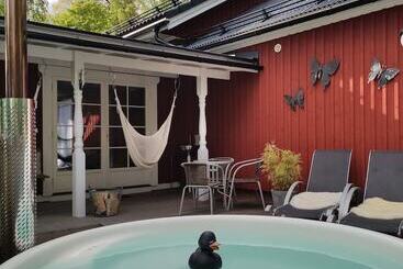 هتل Guesthouse Eleven